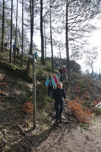 Der Abstieg vom Häuselstein über Darstein