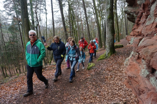 Der erste kleine Anstieg zum Rothenberg-Massiv bei Lemberg ist geschafft