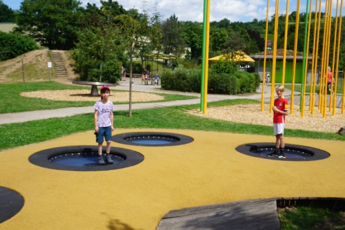 ...auf dem Alla-Hopp-Spielplatz in Ilbesheim